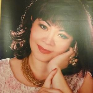 Meet your Posher, Yen